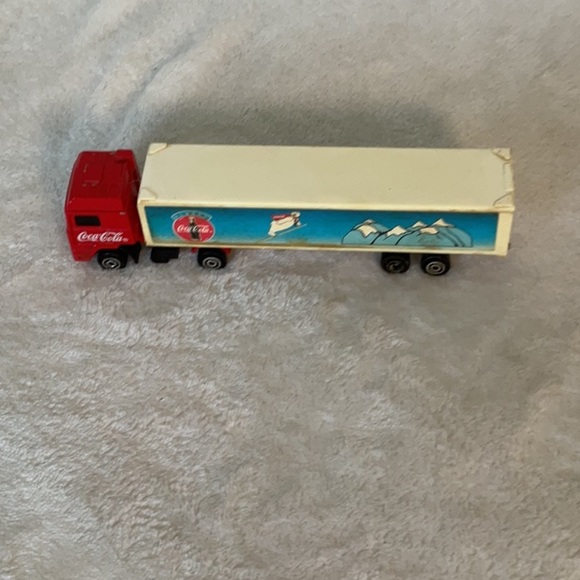 Coca Cola Red and White Toy Car - Picture 3 of 5